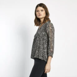 Blouse Col V Imprimée Léopard Célia | Blouse 3 SUISSES