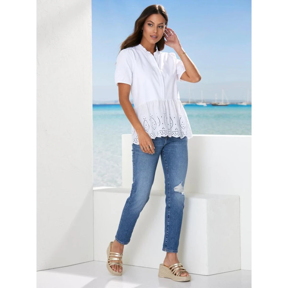 Chemisier à Manches Courtes Avec Volants En Broderie Suisse | 3 SUISSES – Image 3