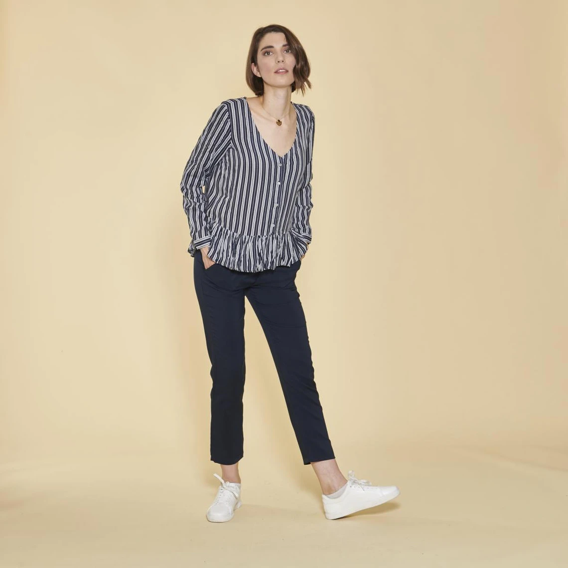 Pantalon Uni Poches Et Pinces Femme - Bleu Marine | 3 SUISSES – Image 5